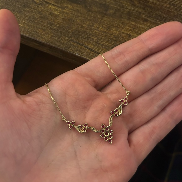 14k gold, diamond, and ruby vintage necklace. - Picture 4 of 8